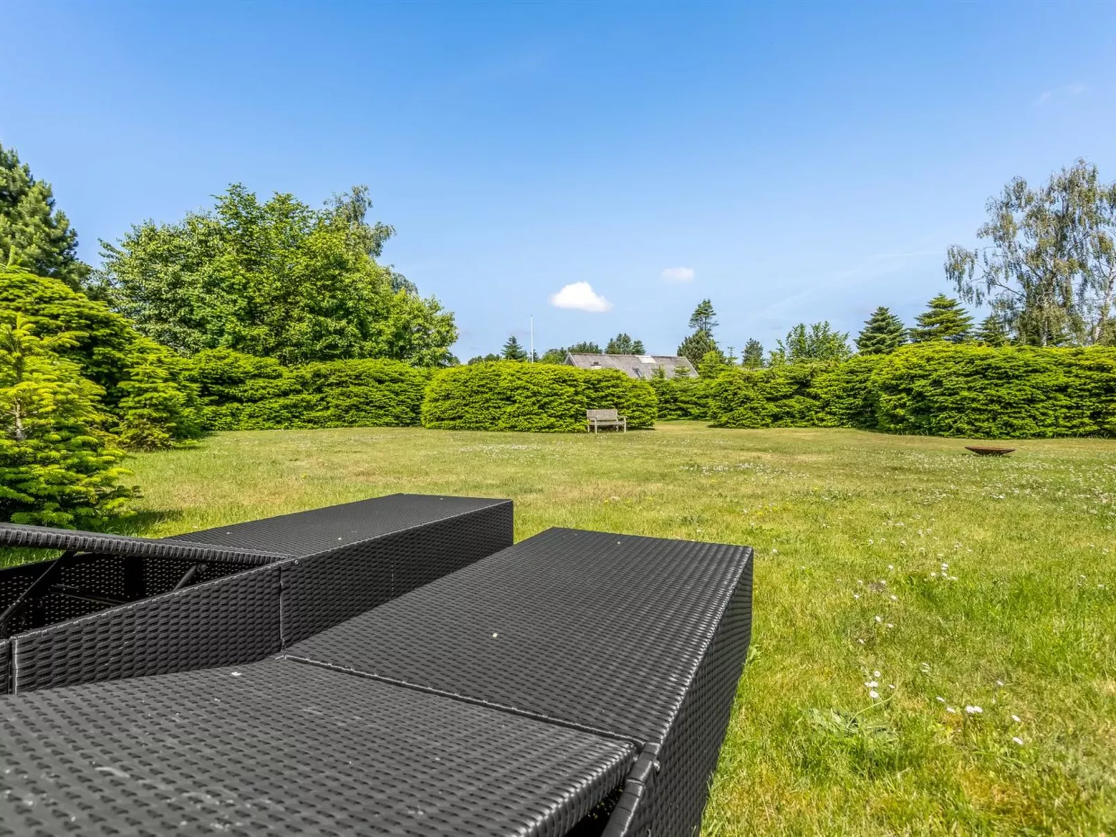 "Allaine" - 500m from the sea-Draußen