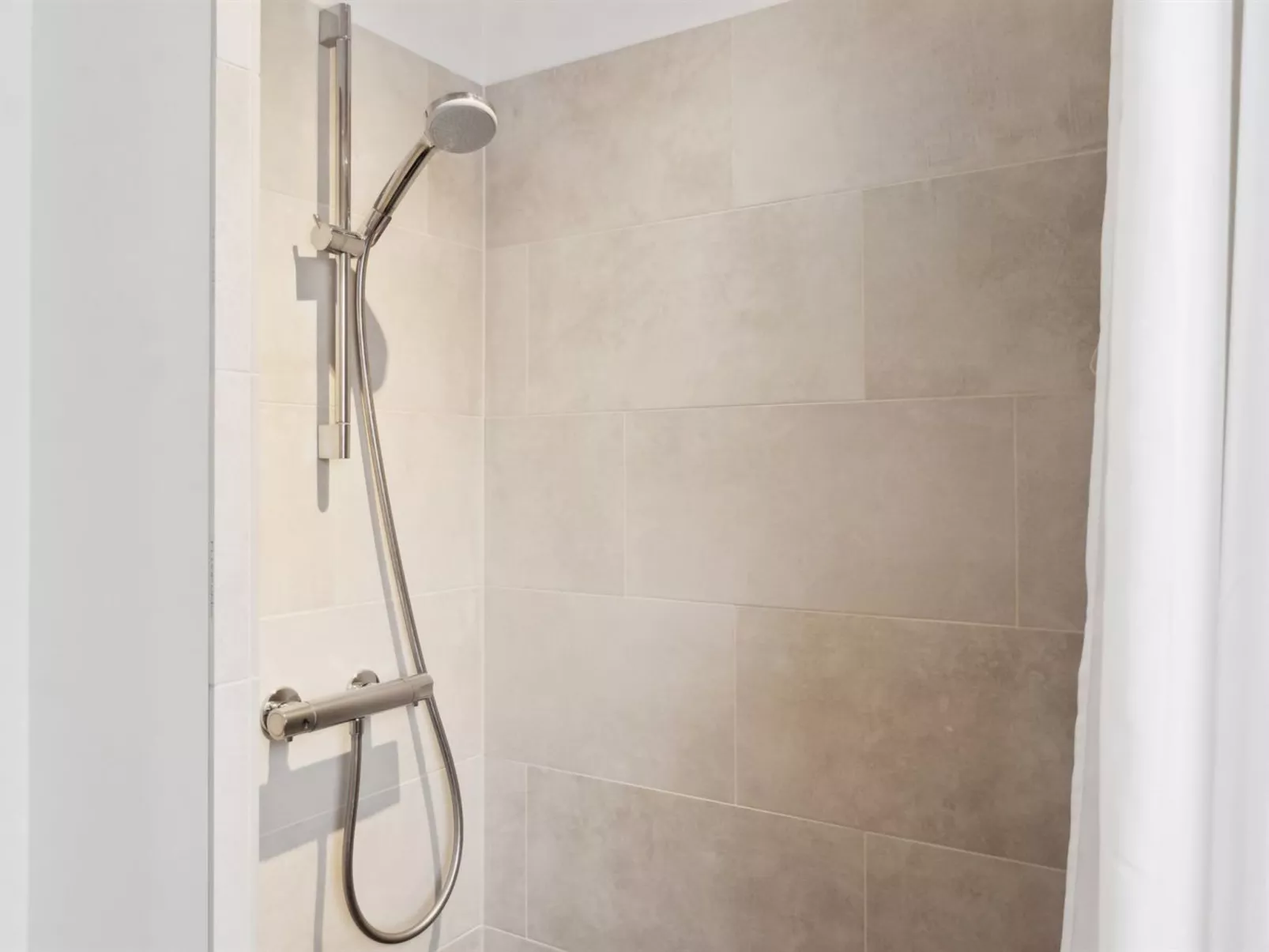 "Esme" - 30m from the sea-Dedans