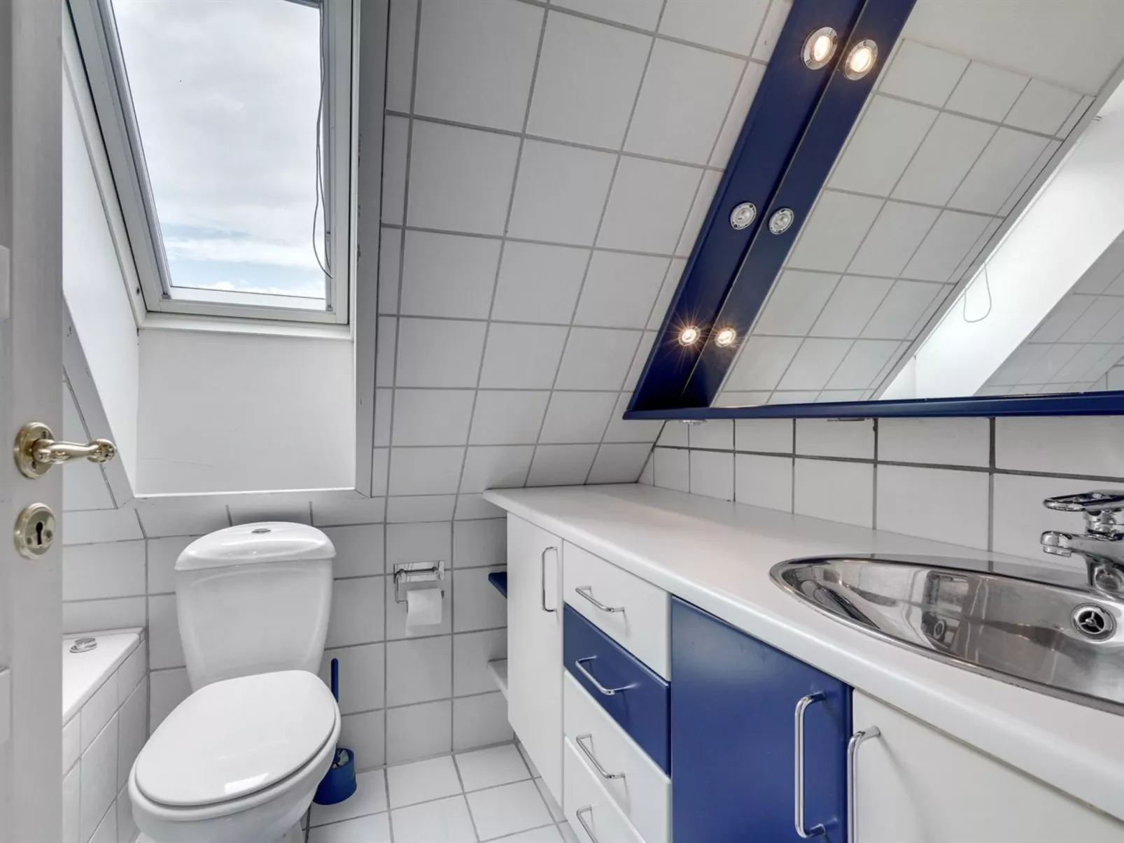 "Elisabetha" - 16km from the sea-Drinnen