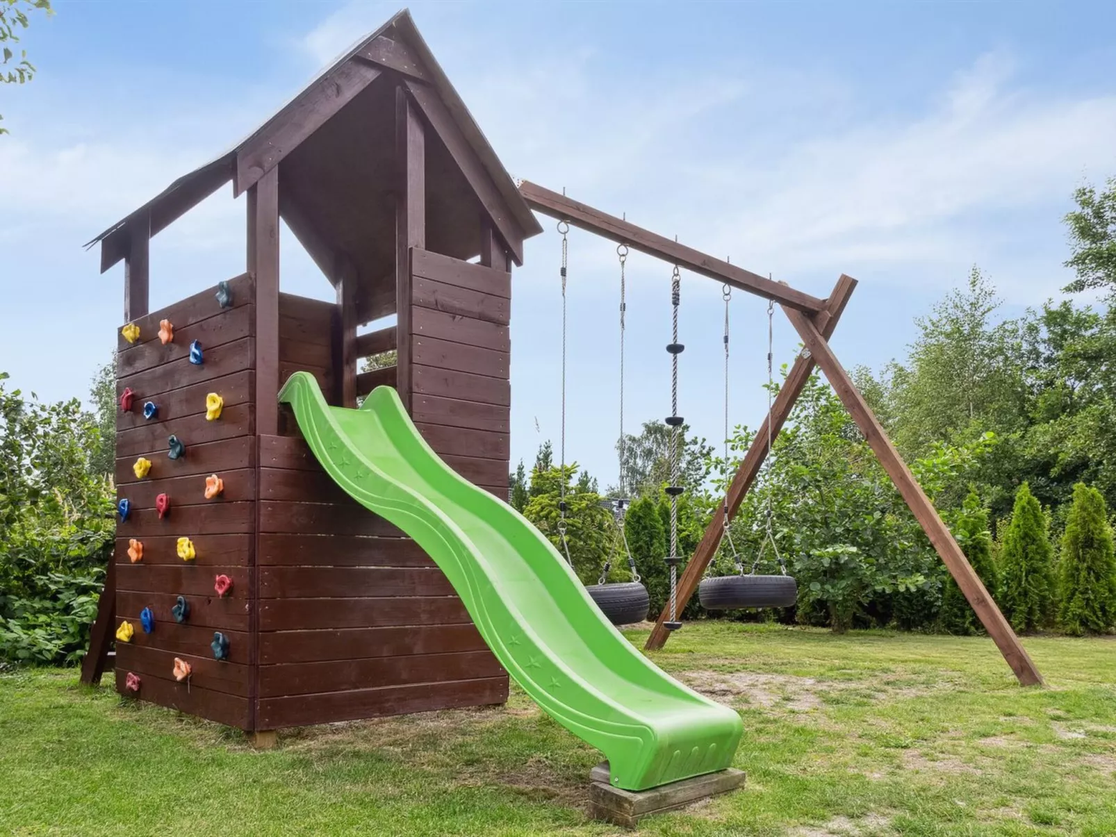 "Ronia" - 900m from the sea-Draußen