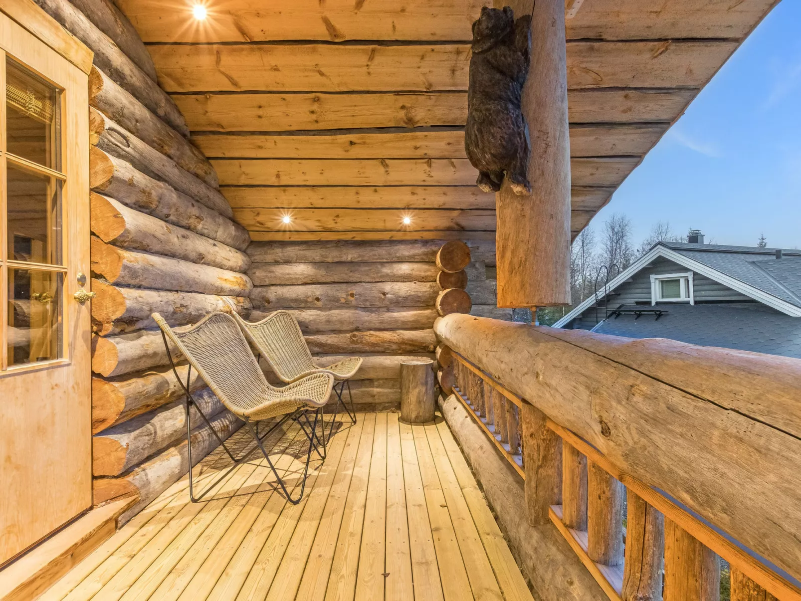 Menninkäisenkolo-Inside