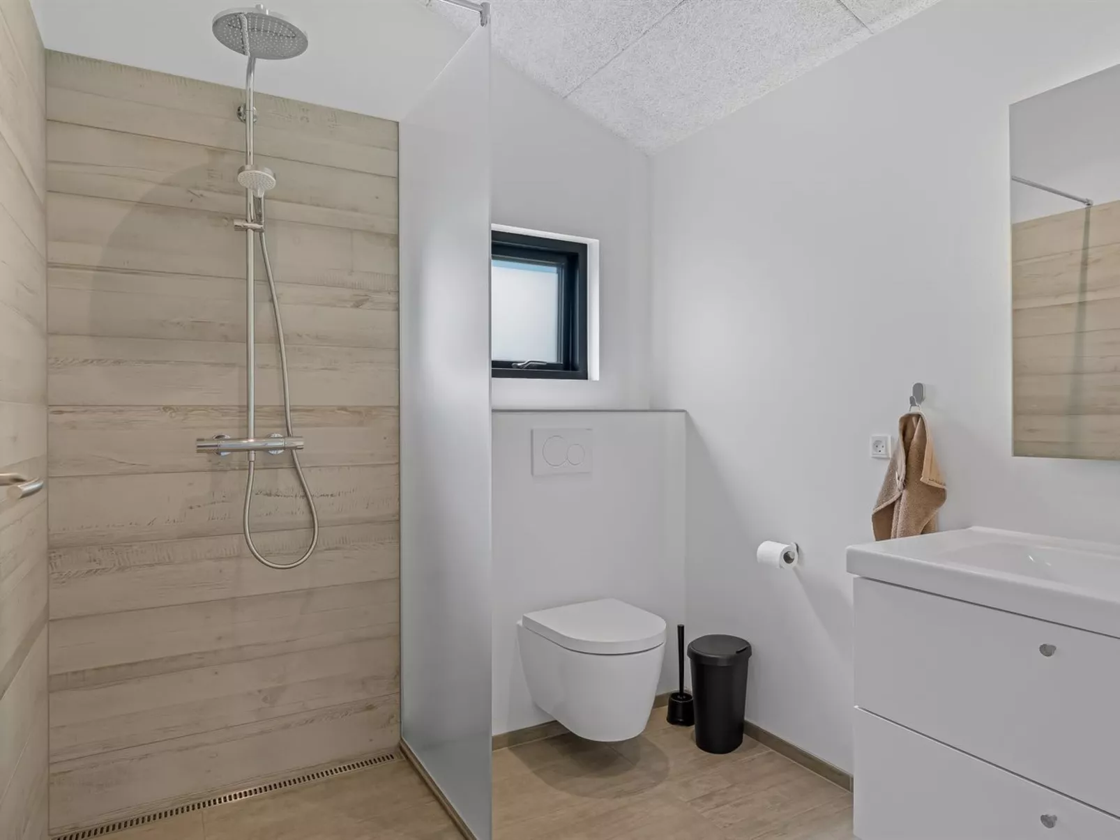 "Petri" - 1km from the sea-Dedans