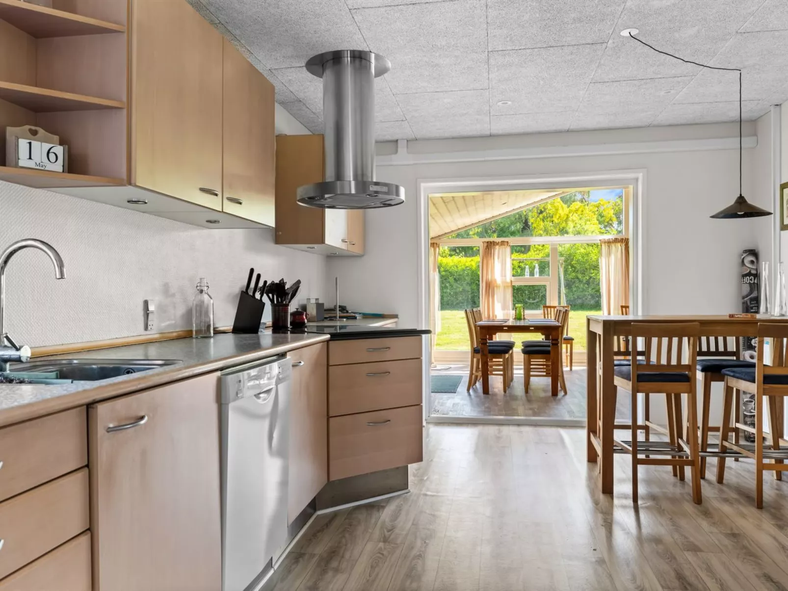 "Alisa" - 2.5km from the sea-Drinnen