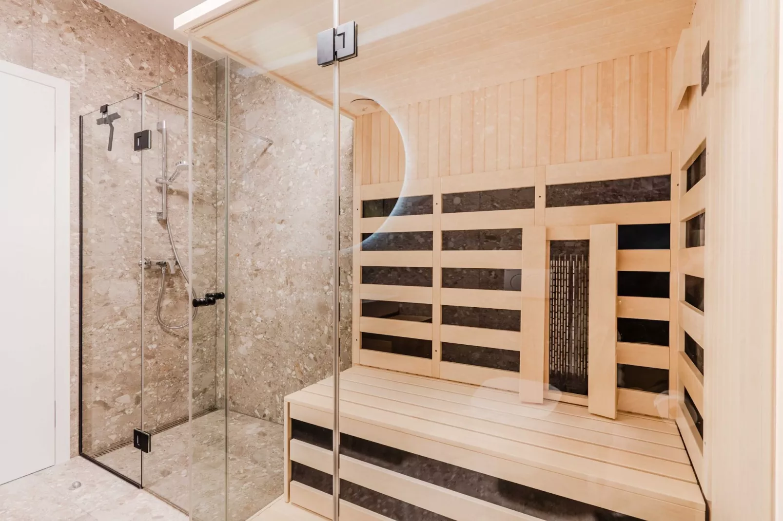 Bovec Chic Apartment with Sauna - One Bedroom Apartment with Balcony-Sauna