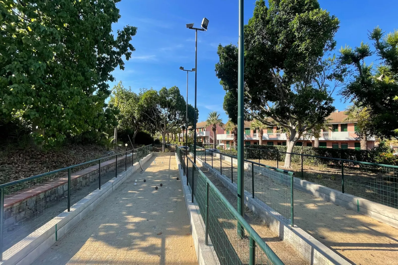 Rais Gerbi Appartamento-Parkeinrichtungen