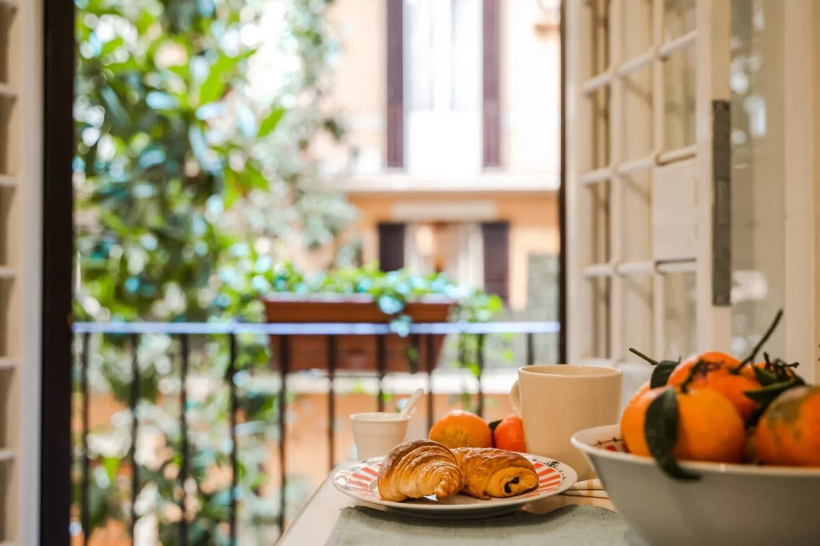 La Magnolia-Ambiance