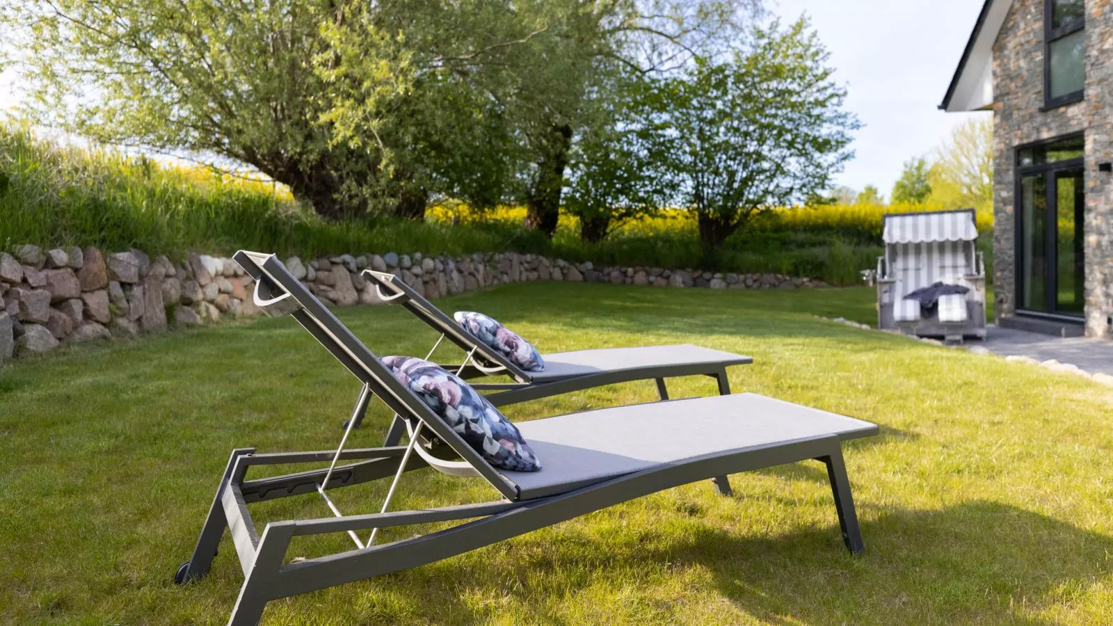 Condor-Gardens in summer