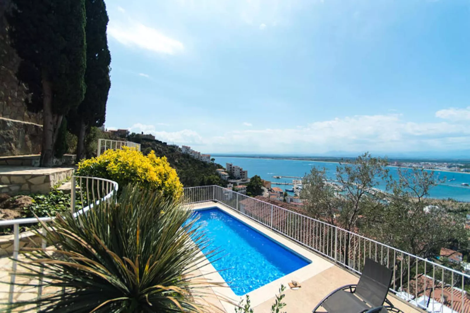 Maison à Roses-Nicht zugeordnet