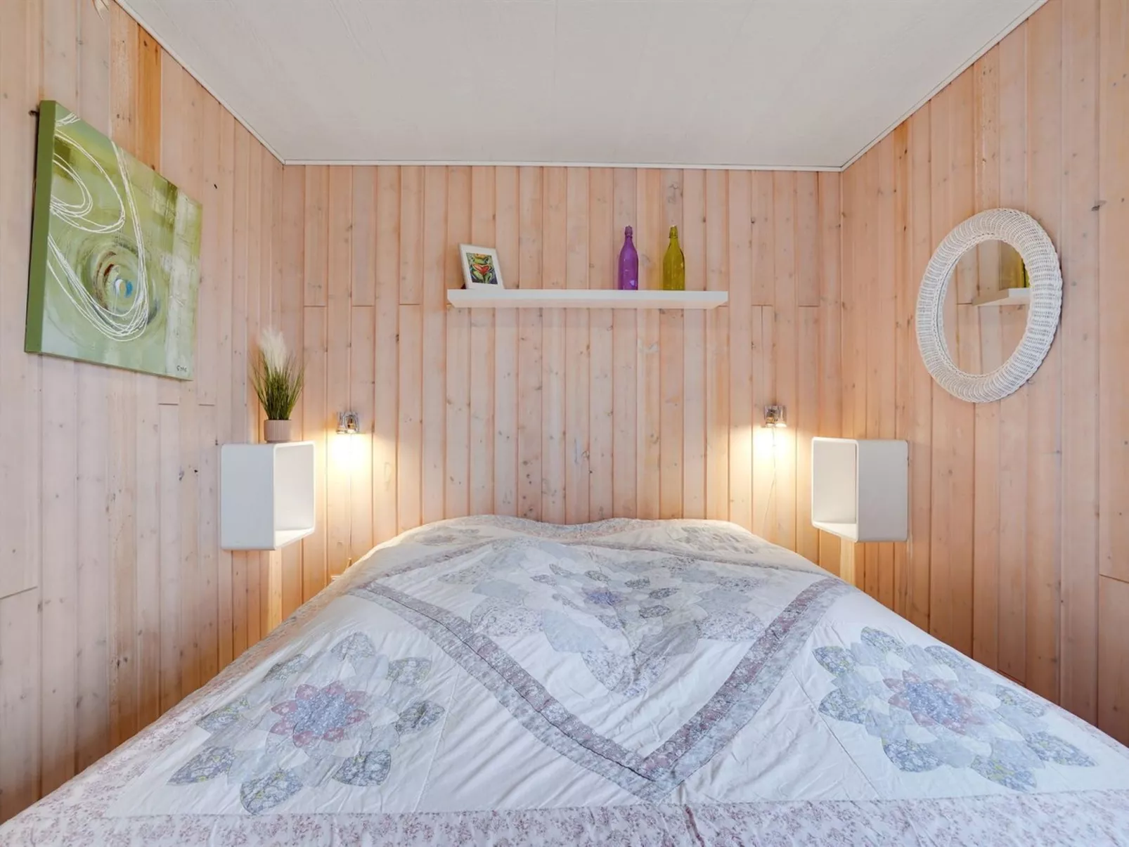 "Veetrikki" -  from the sea-Drinnen