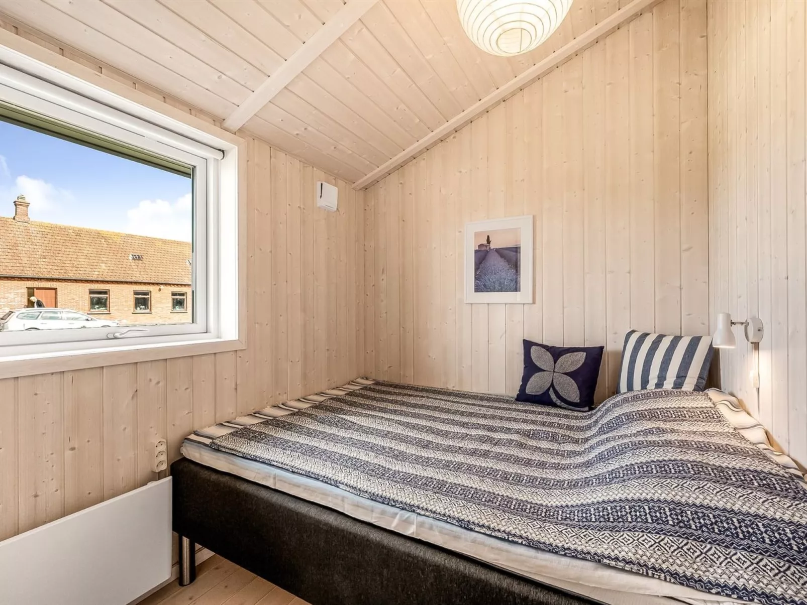 "Tanna" - 330m to the fjord-Inside