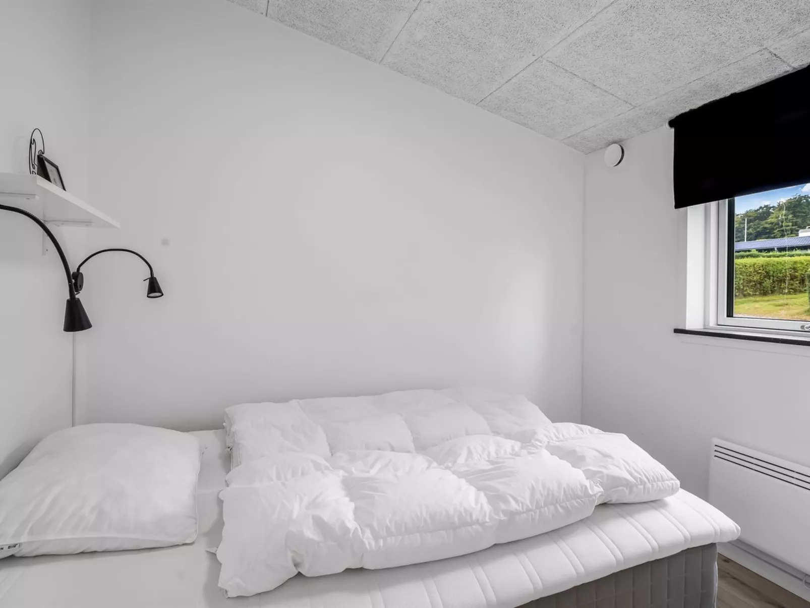 "Fin" - 150m from the sea-Dedans