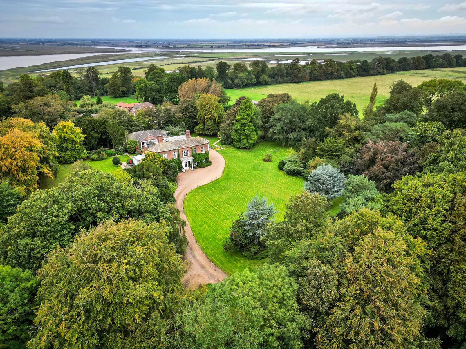 Walcot Hall-Draußen