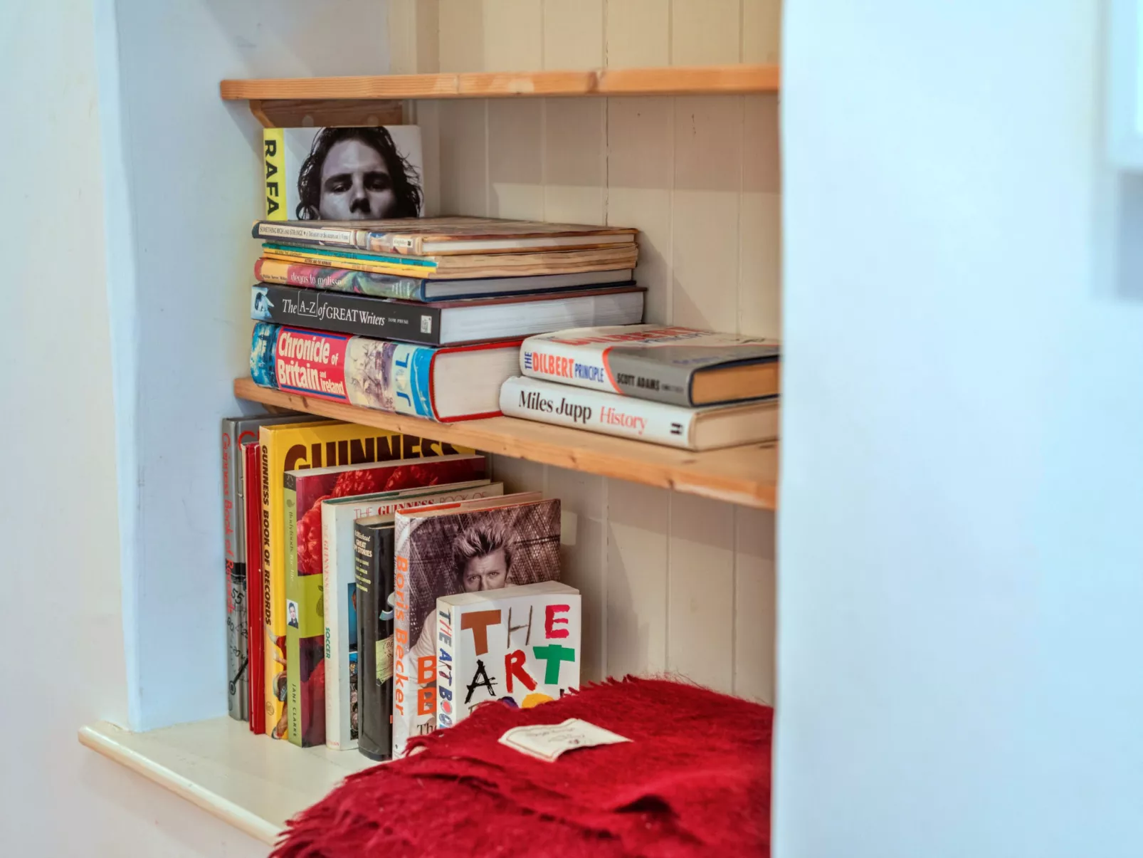 The Old Store-Dedans