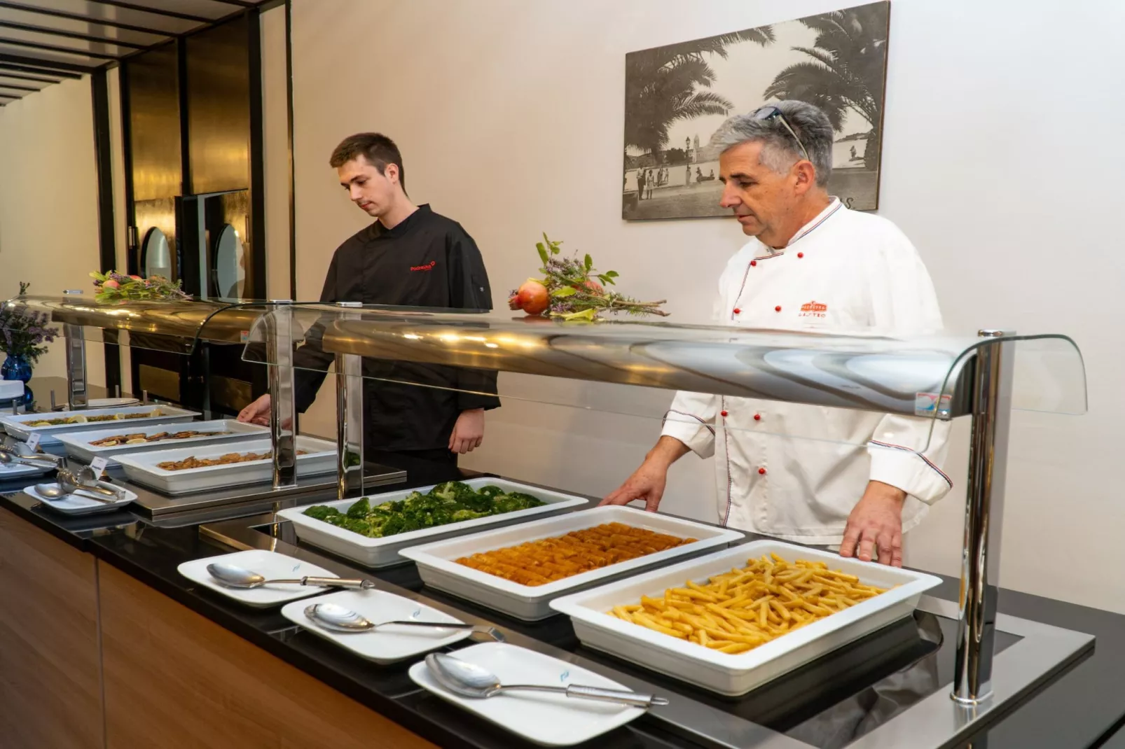 Hotel Issa - Twin Room Sea View-Facilities