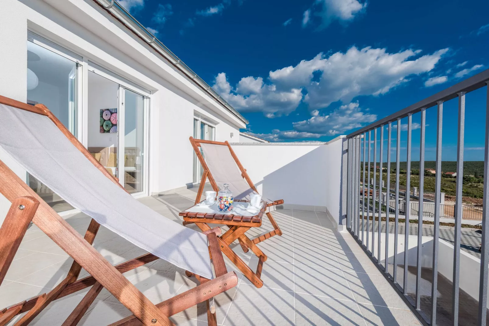 Luxury Escape with Swimming Pool & Modern Design - Comfort Four Bedroom Villa with Sea View and Private Pool ( Villa 7)-Terrasse