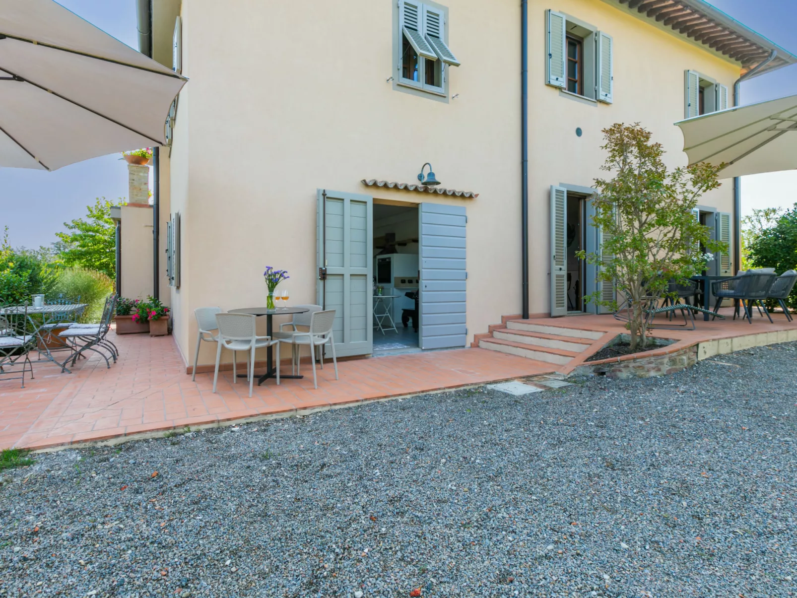 Vecchio Forno-Inside