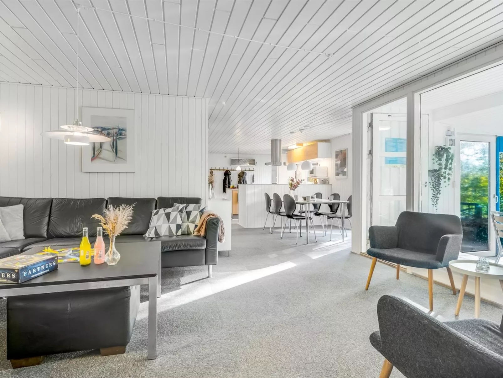 "Tamina" - 800m to the fjord-Dedans