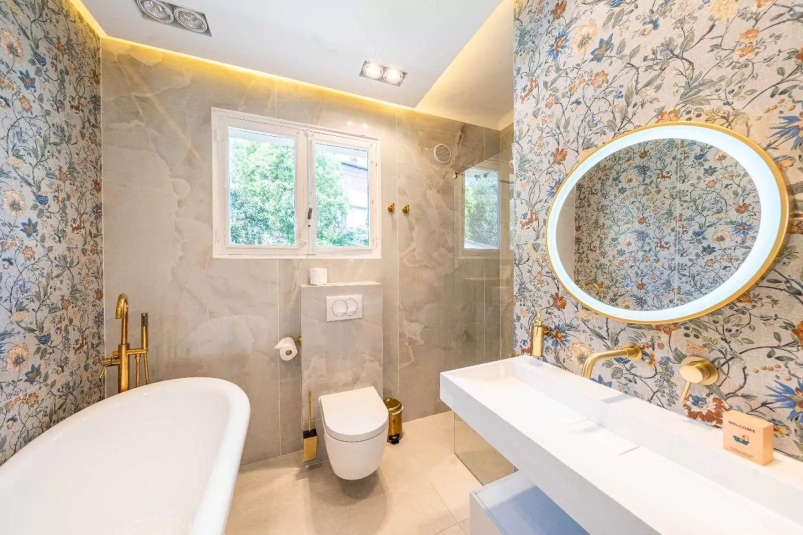 LL-13-ROSOLIEL-Untagged