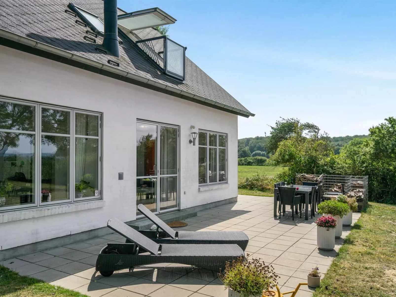 "Jeppe" - 50m to the fjord-Outside