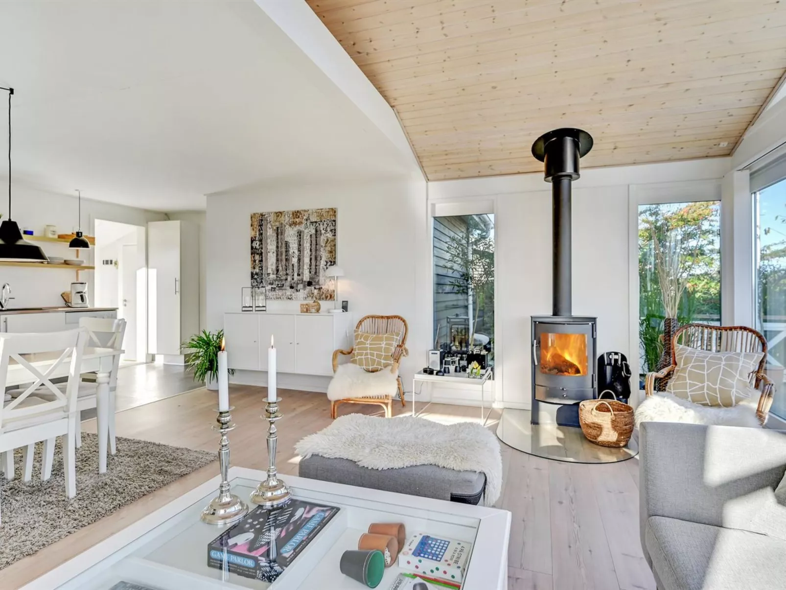 "Elfrede" - 600m from the sea-Drinnen