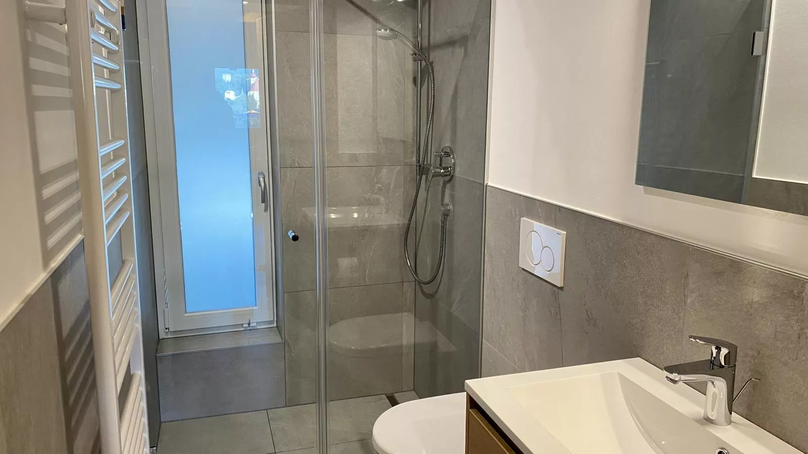 Grebenzen Lodge 1028-Bathroom