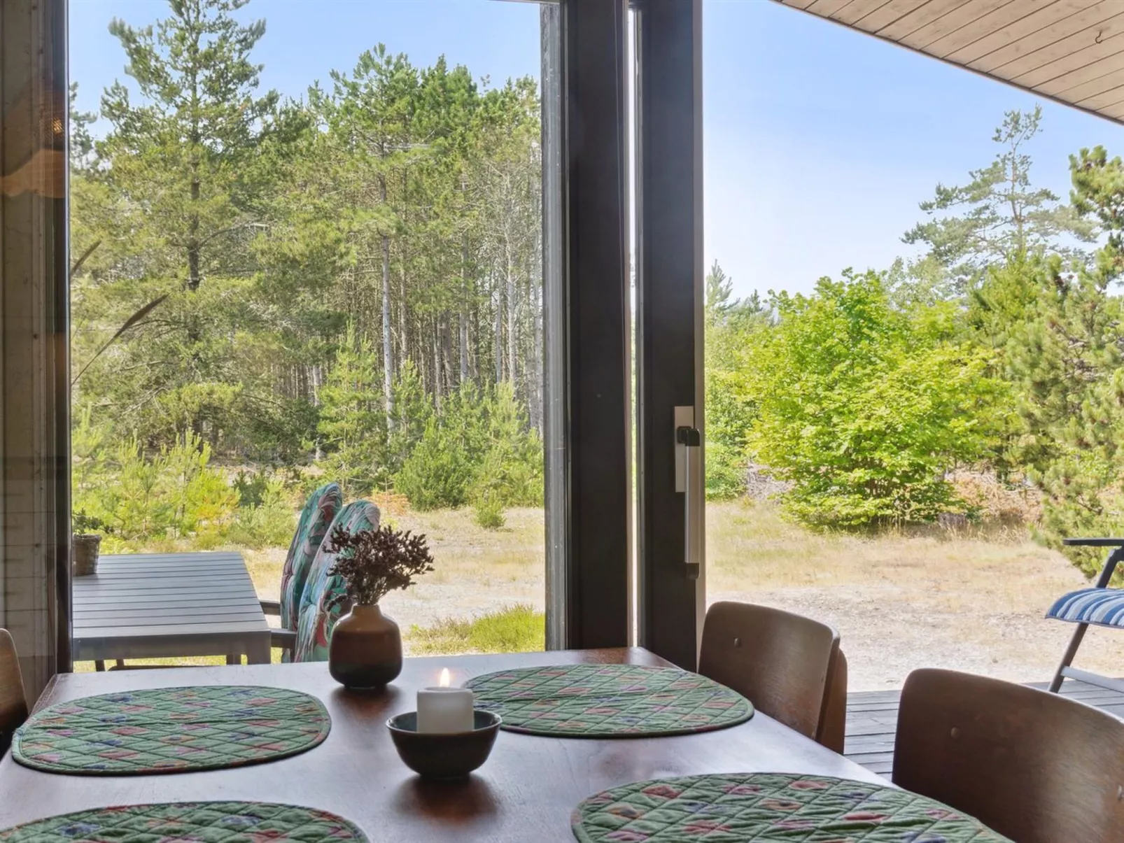 "Andy" - 600m from the sea-Outside