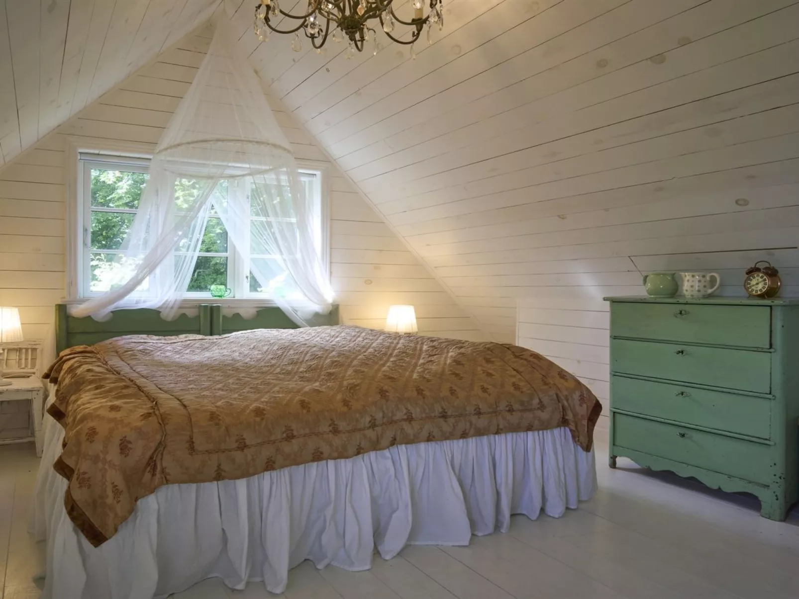 "Merrit" - 250m from the sea-Inside