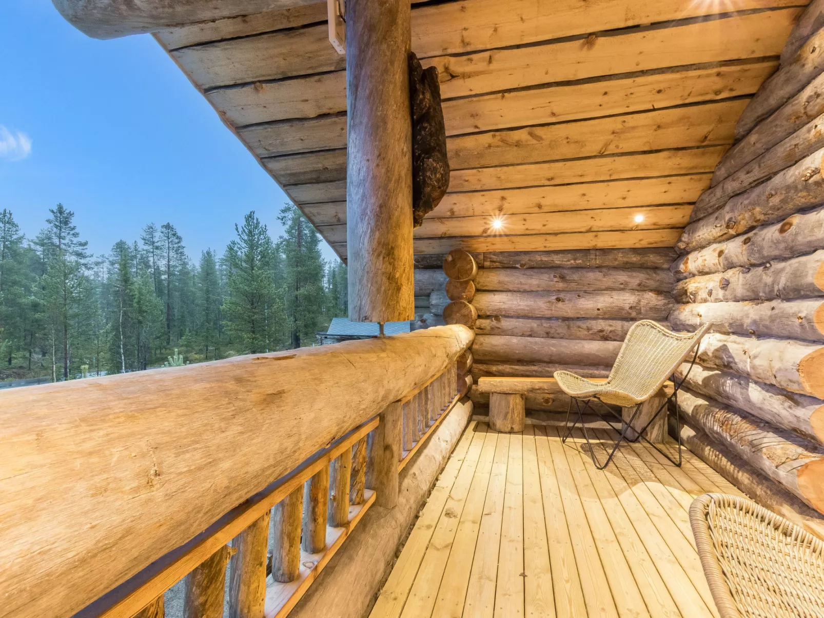 Menninkäisenkolo-Inside