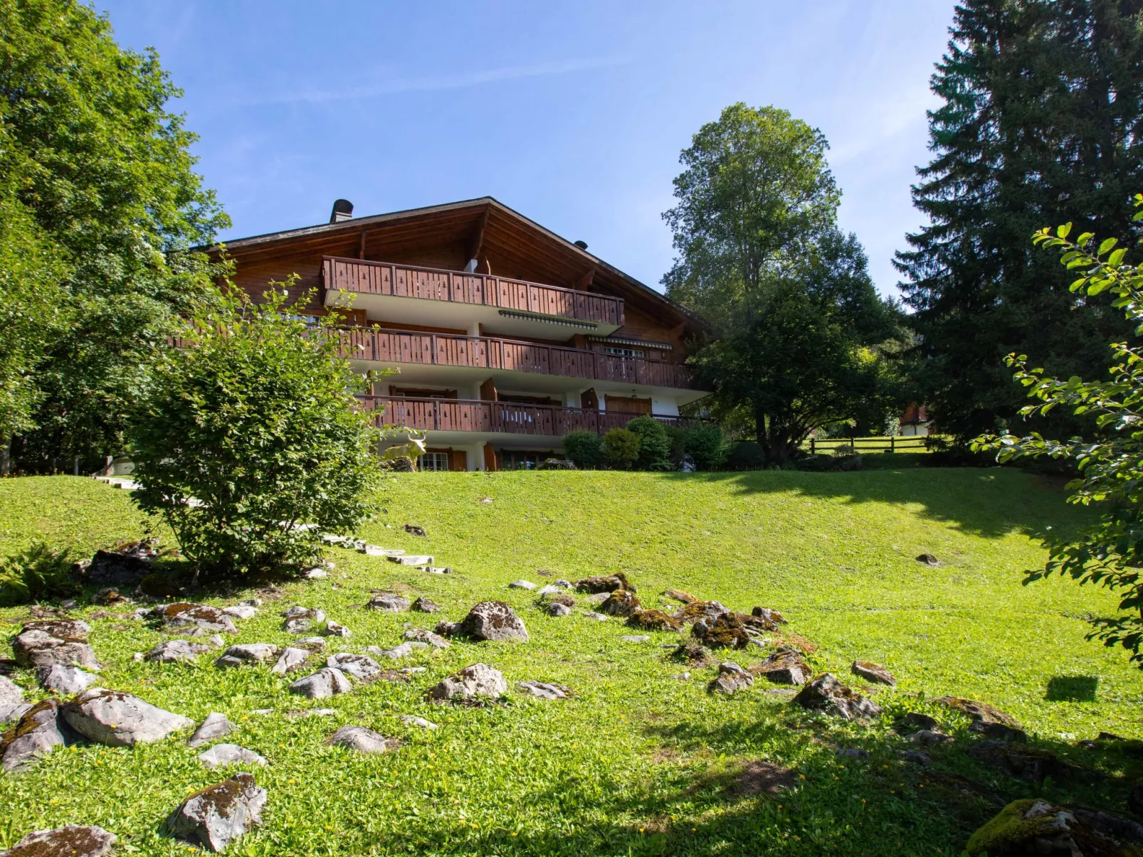 Les Hespérides 2-Draußen