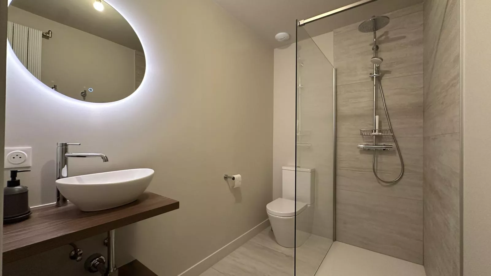 Le Moulin de Lachalade-Badezimmer