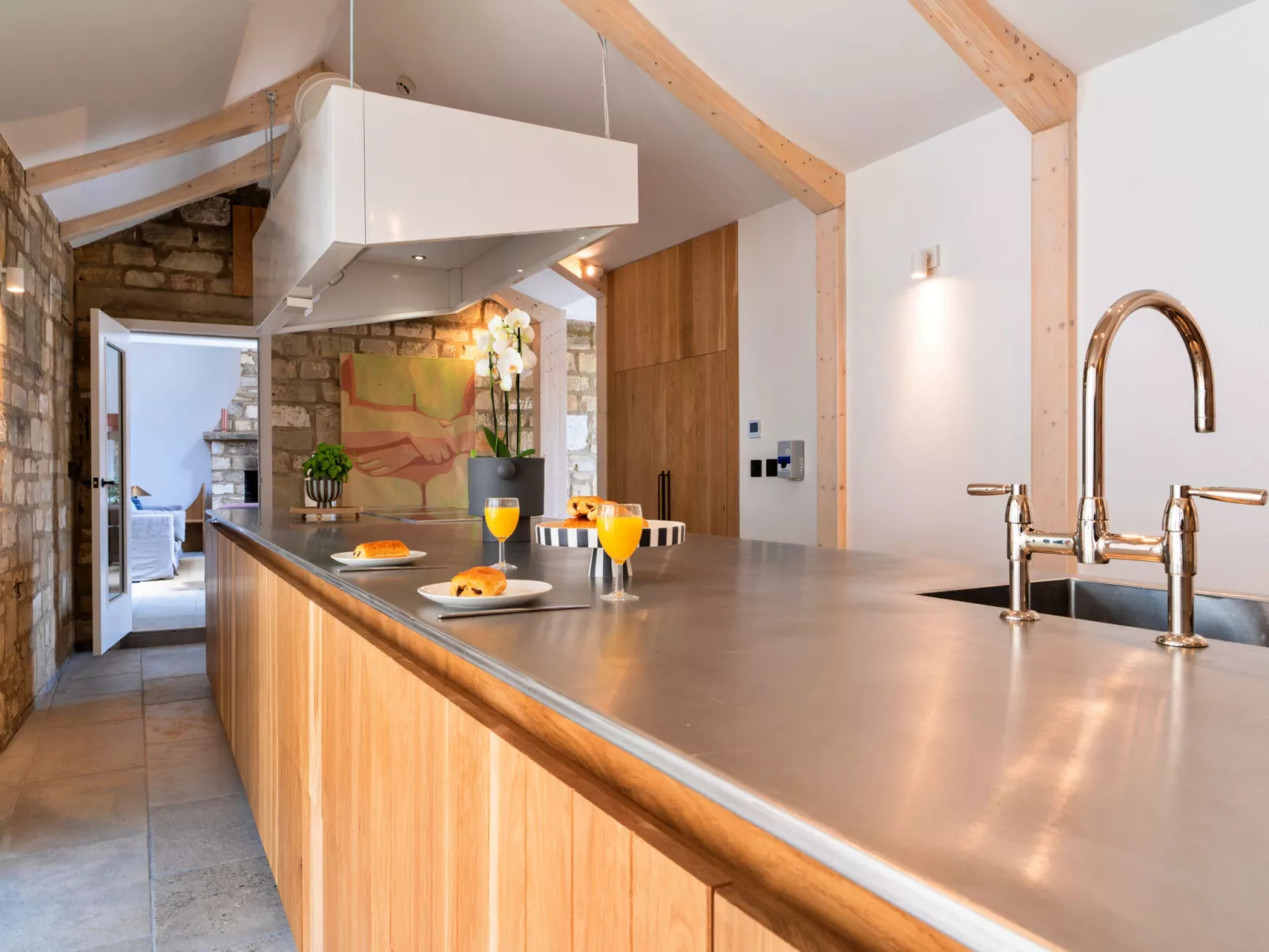 ARC Painswick-Inside