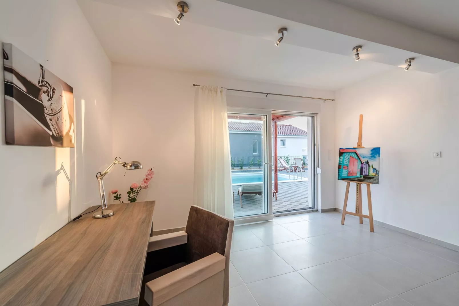 Luxury Escape with Swimming Pool & Modern Design - Deluxe Four Bedroom Villa with Sea View and Private Pool (Villa 5)-Intérieur