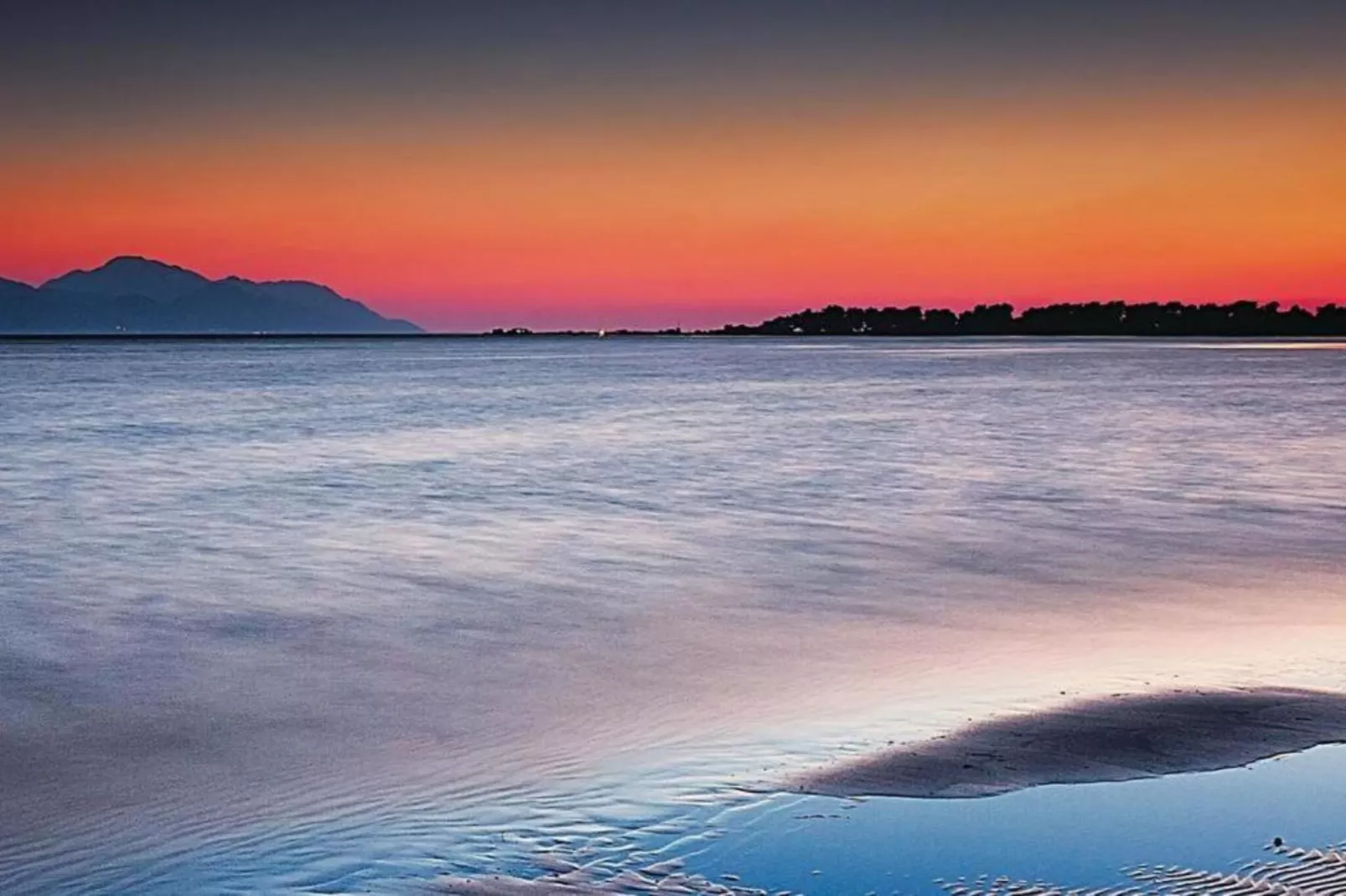 Two-Bedroom Apartment With Lake View-Aussicht