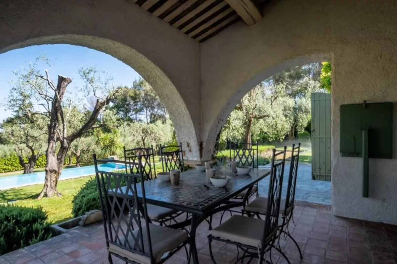 Résidence Bijou De 280m2 Et Piscine à Débordement Au Calme Absolu-Untagged