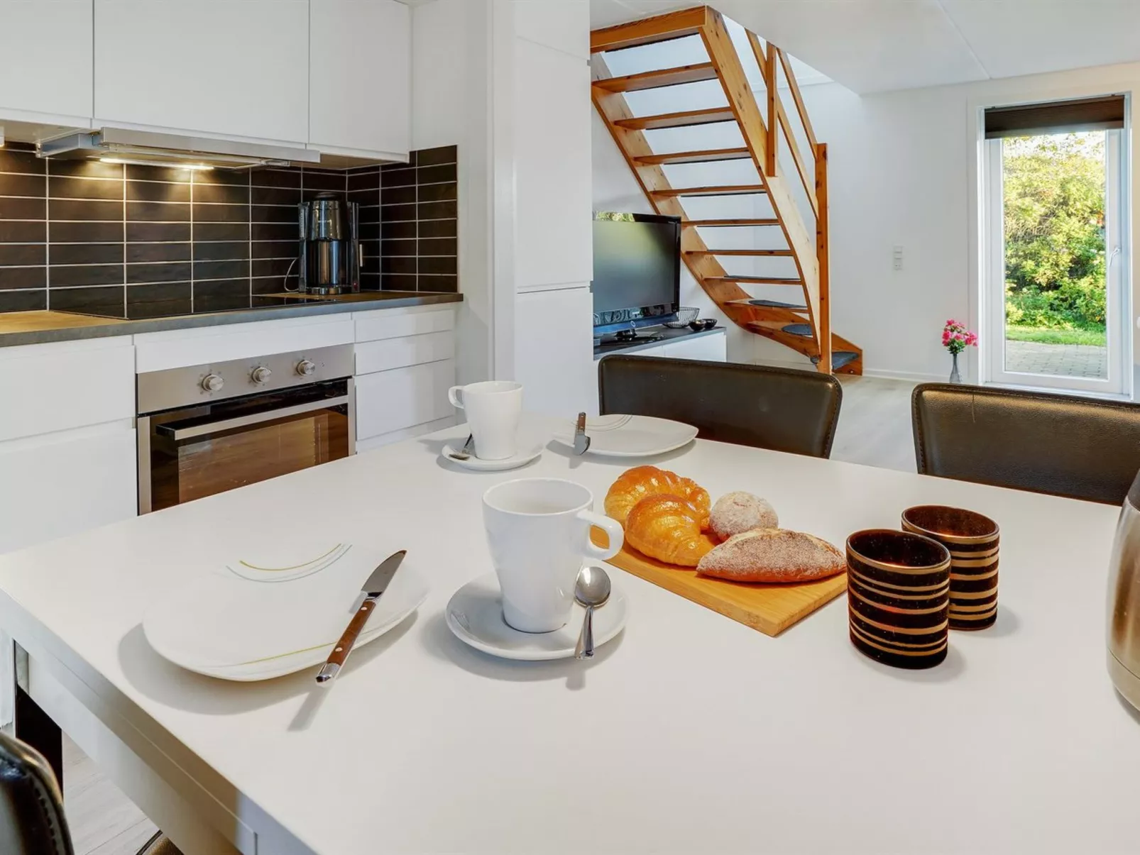 "Enita" - 2.3km from the sea-Dedans