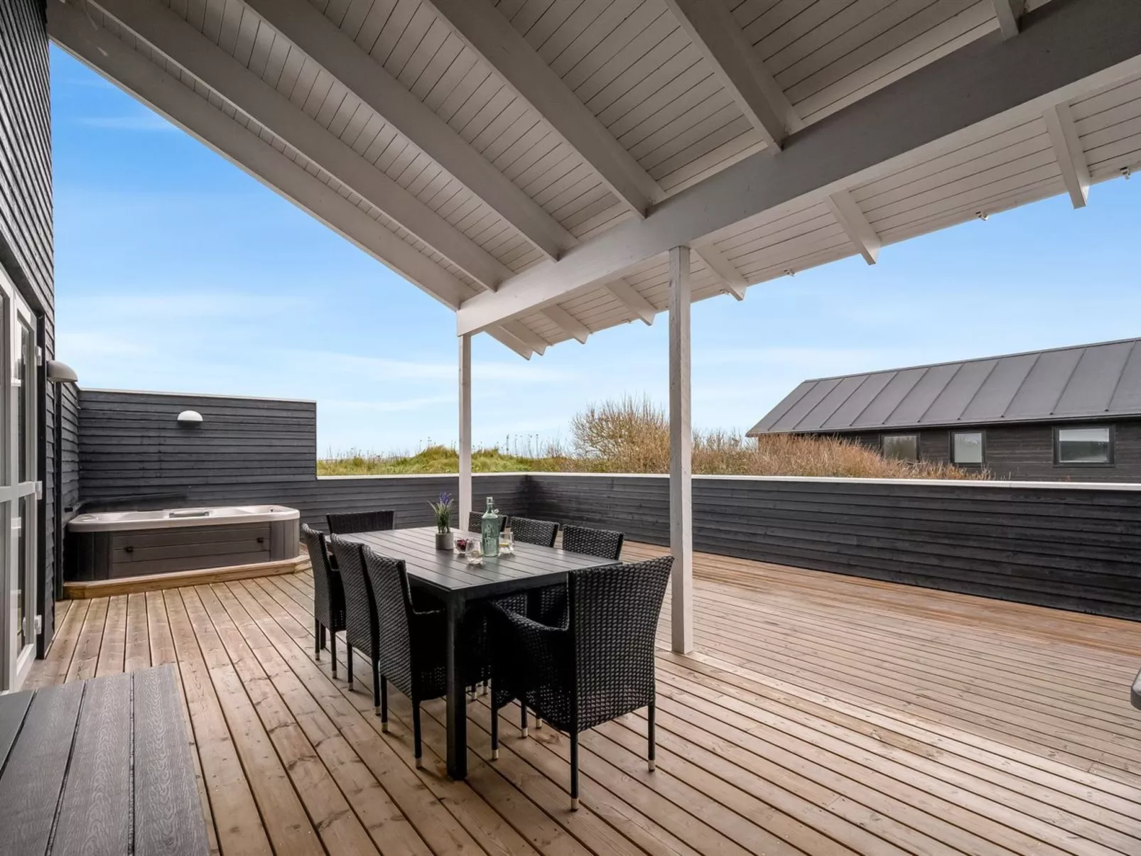 "Markku" - 400m from the sea-Outside