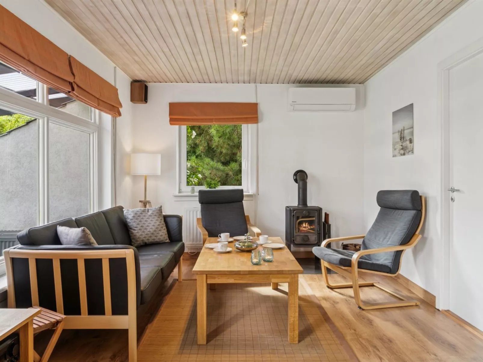 "Merit" - 800m from the sea-Drinnen