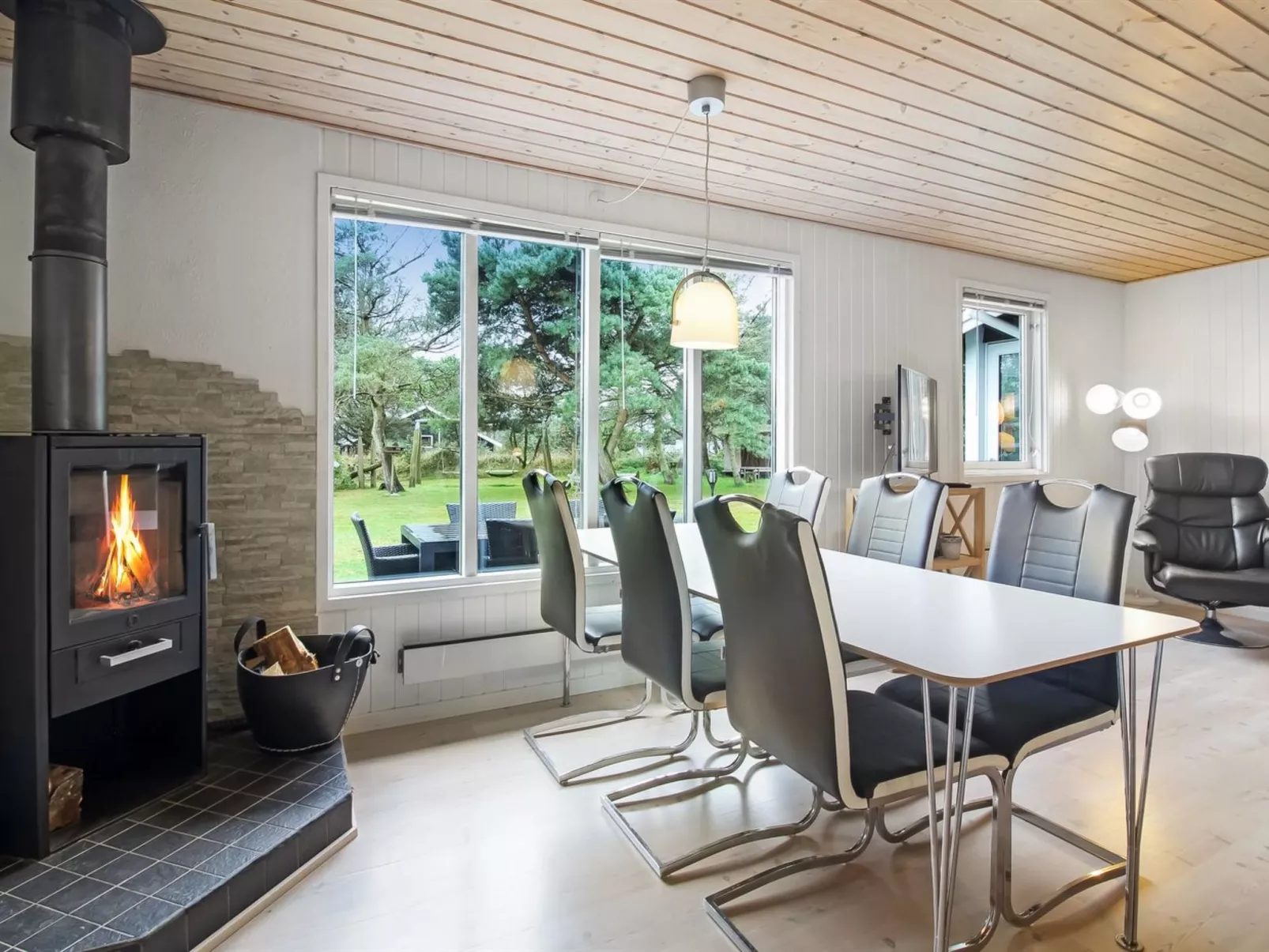 "Ulli" - 1.6km from the sea-Dedans