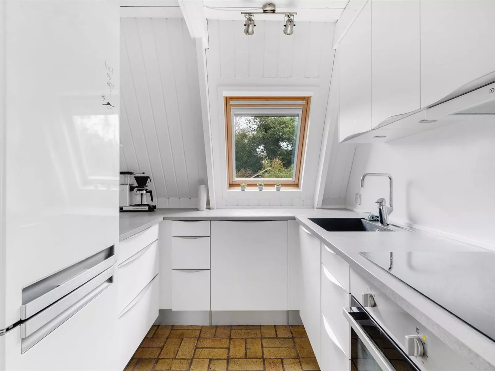 "Hunding" - 600m from the sea-Dedans