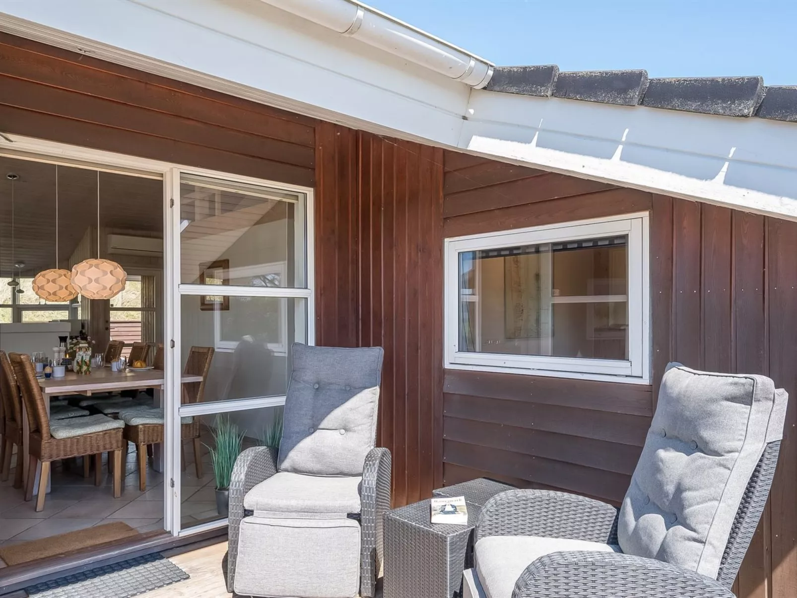 "Aurore" - 700m from the sea-Draußen