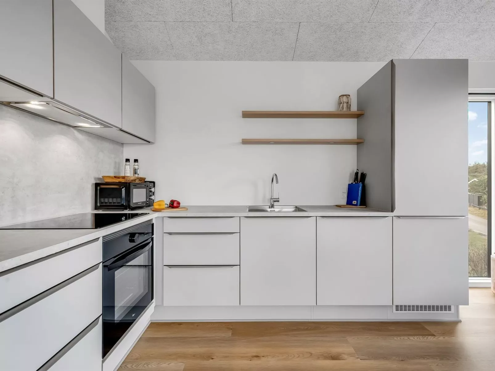 "Kjeld" -  from the sea-Drinnen