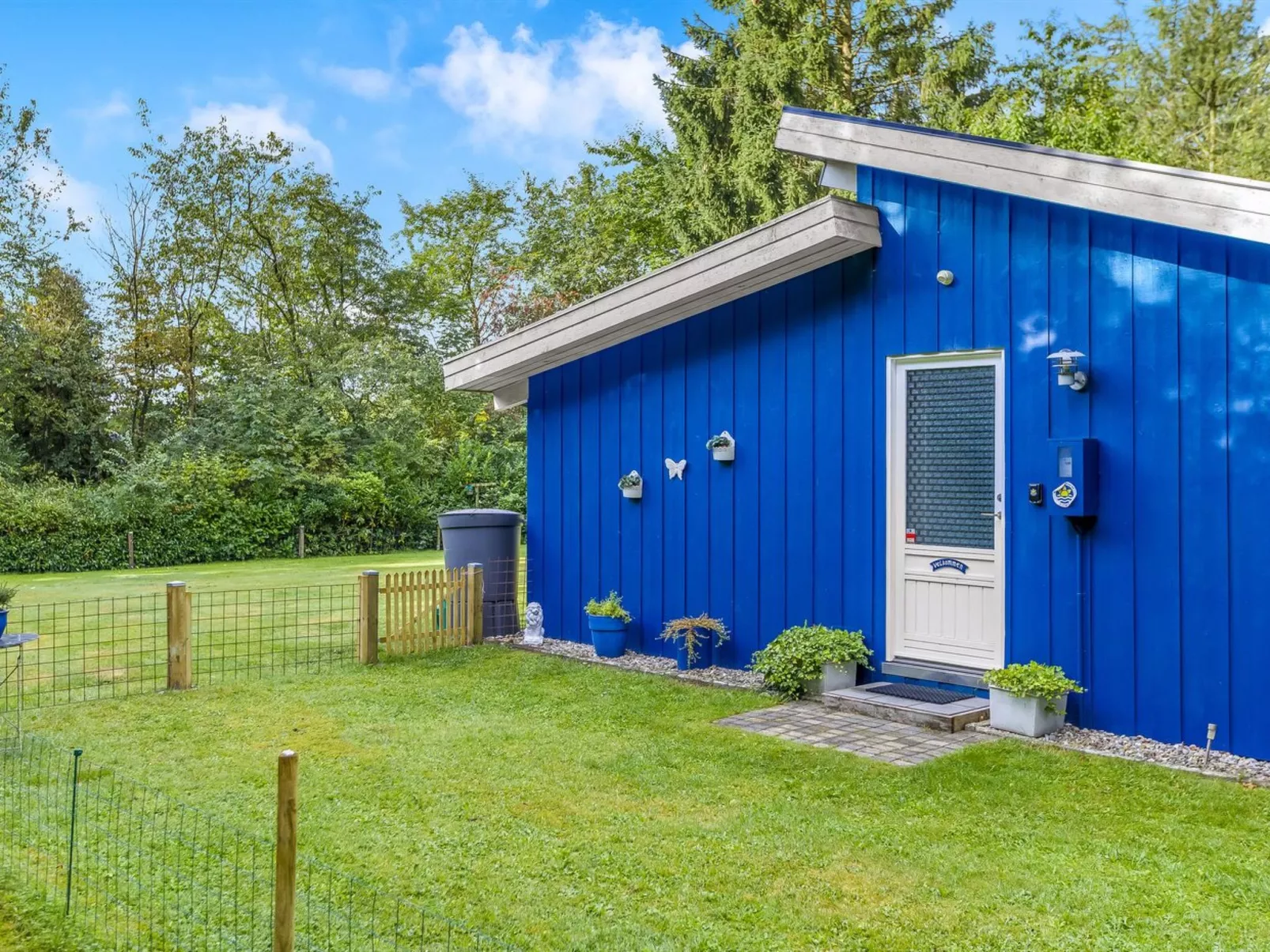 "Anne" - 30km from the sea-Outside