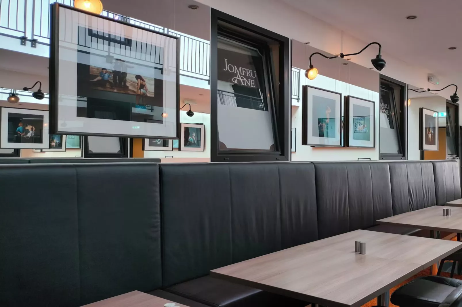 Jomfru Ane Premium Single-équipements