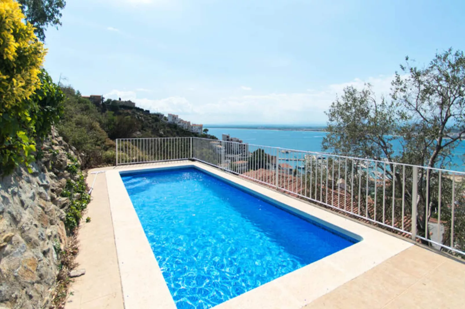 Maison à Roses-Nicht zugeordnet