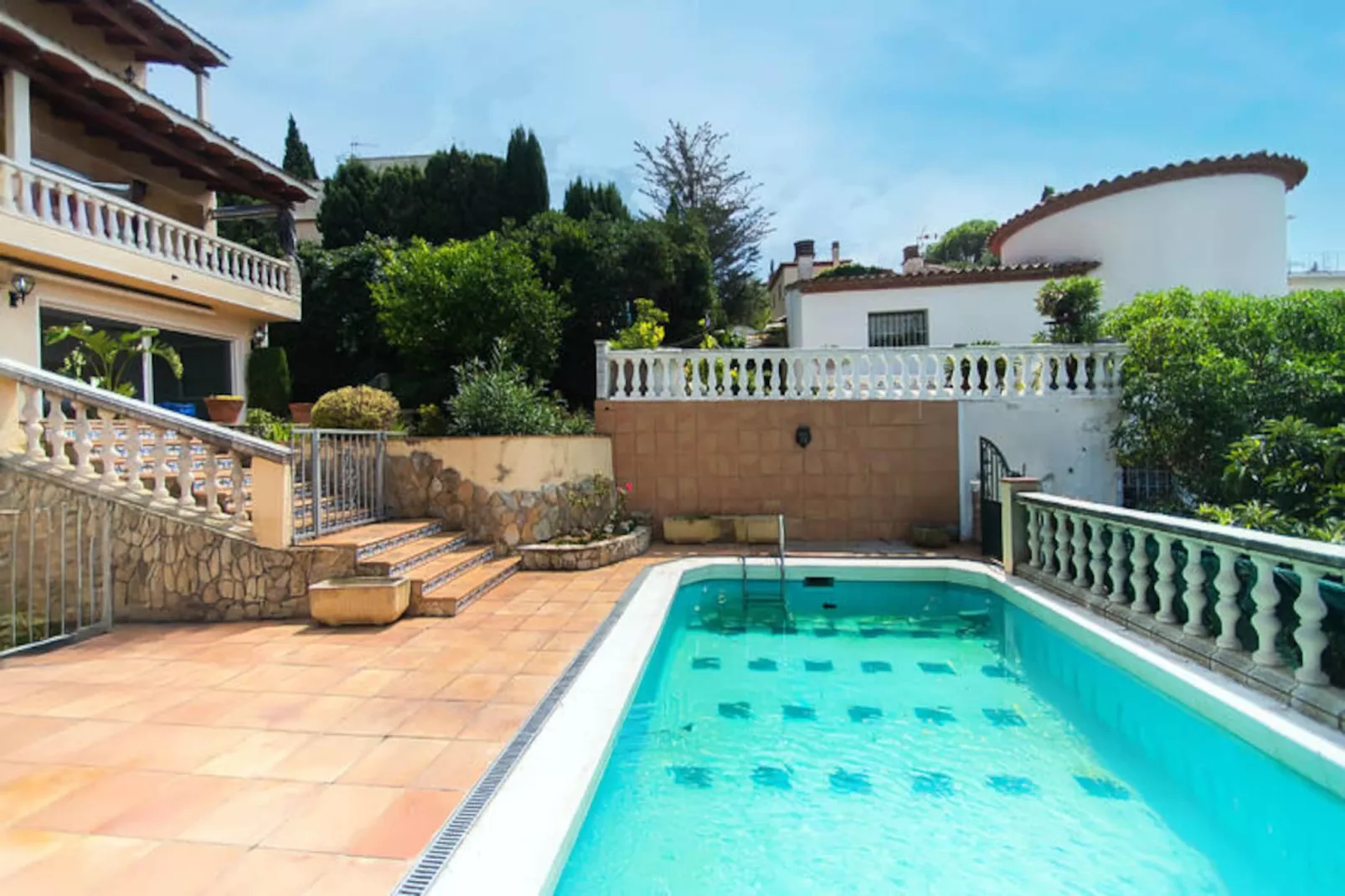 Maison à Roses-Nicht zugeordnet