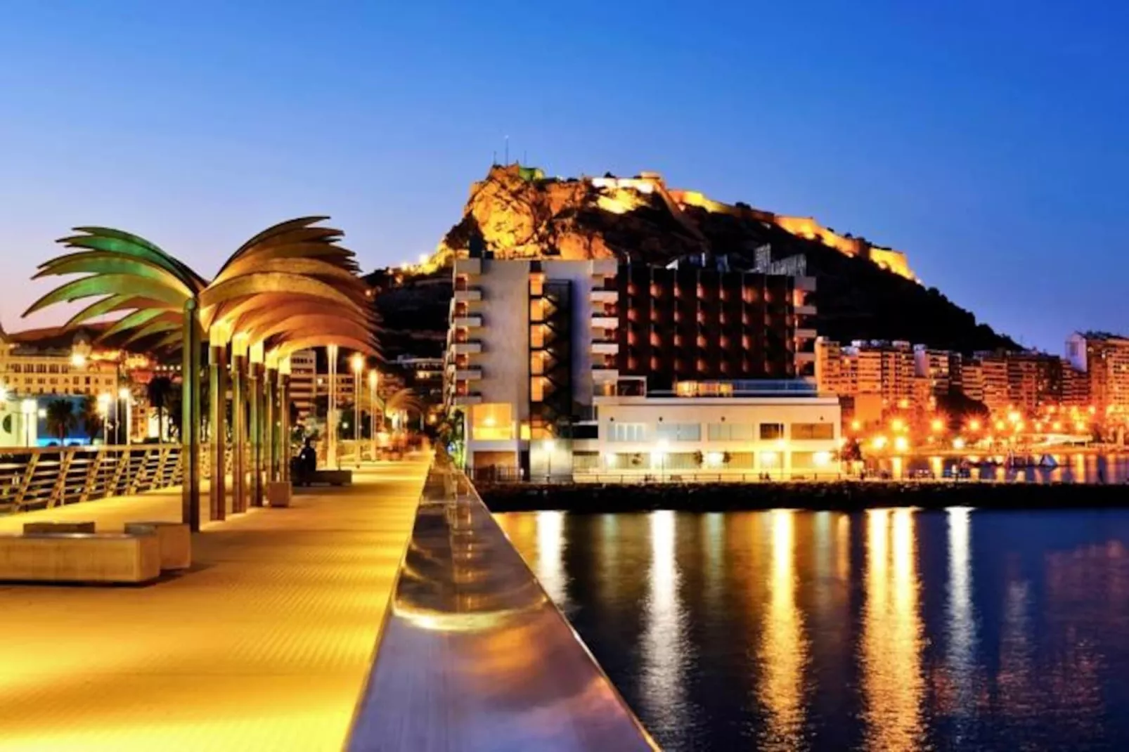 Appartement 3 Chambres Et 2 Salles De Bains : Id&eacute;al Famille Et Nomades-Non tagué