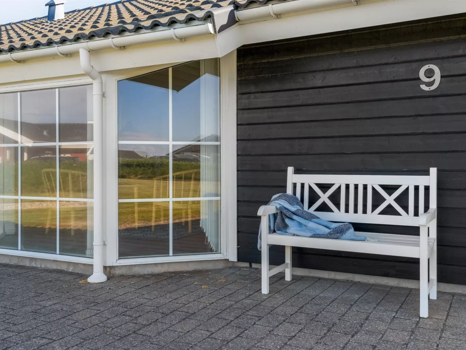 "Mieka" - 400m from the sea-Outside