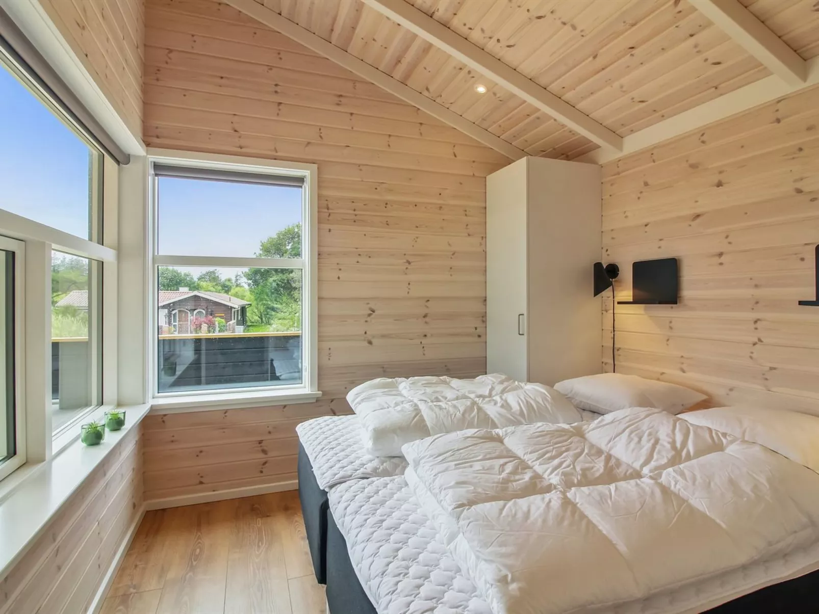 "Heriest" - 1.2km from the sea-Inside