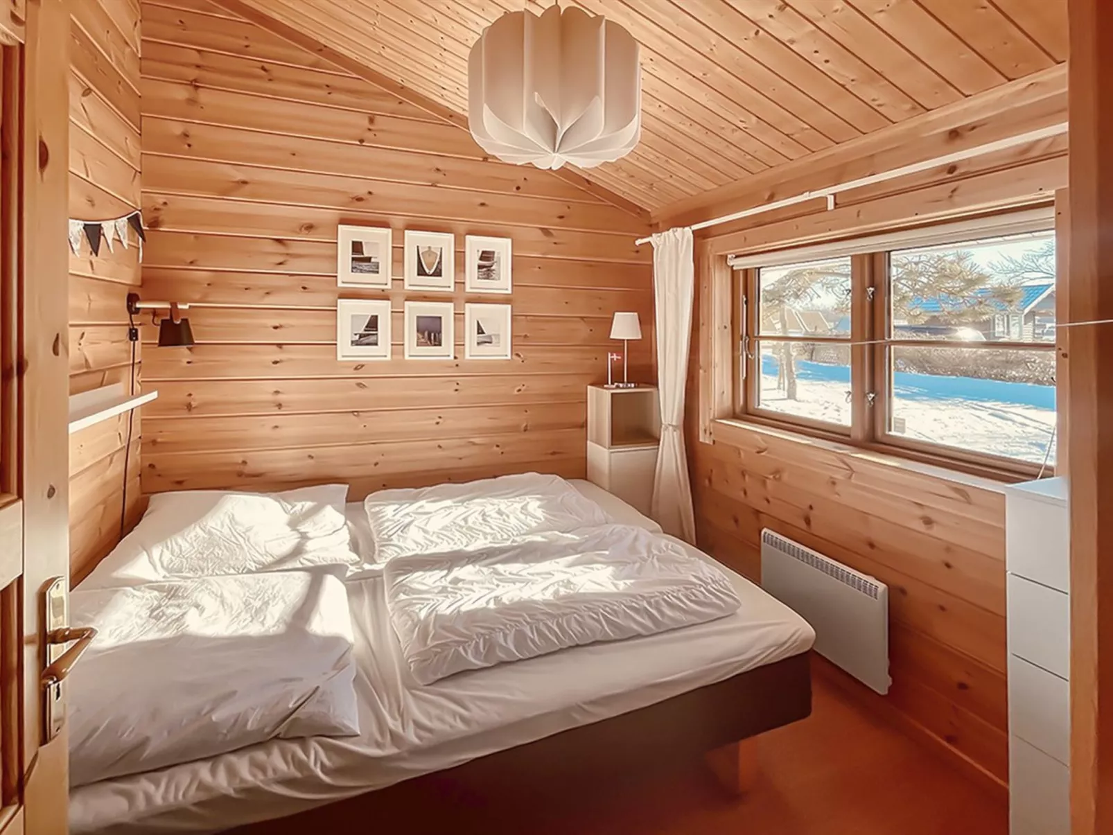 "Stacie" - 10m from the sea-Drinnen