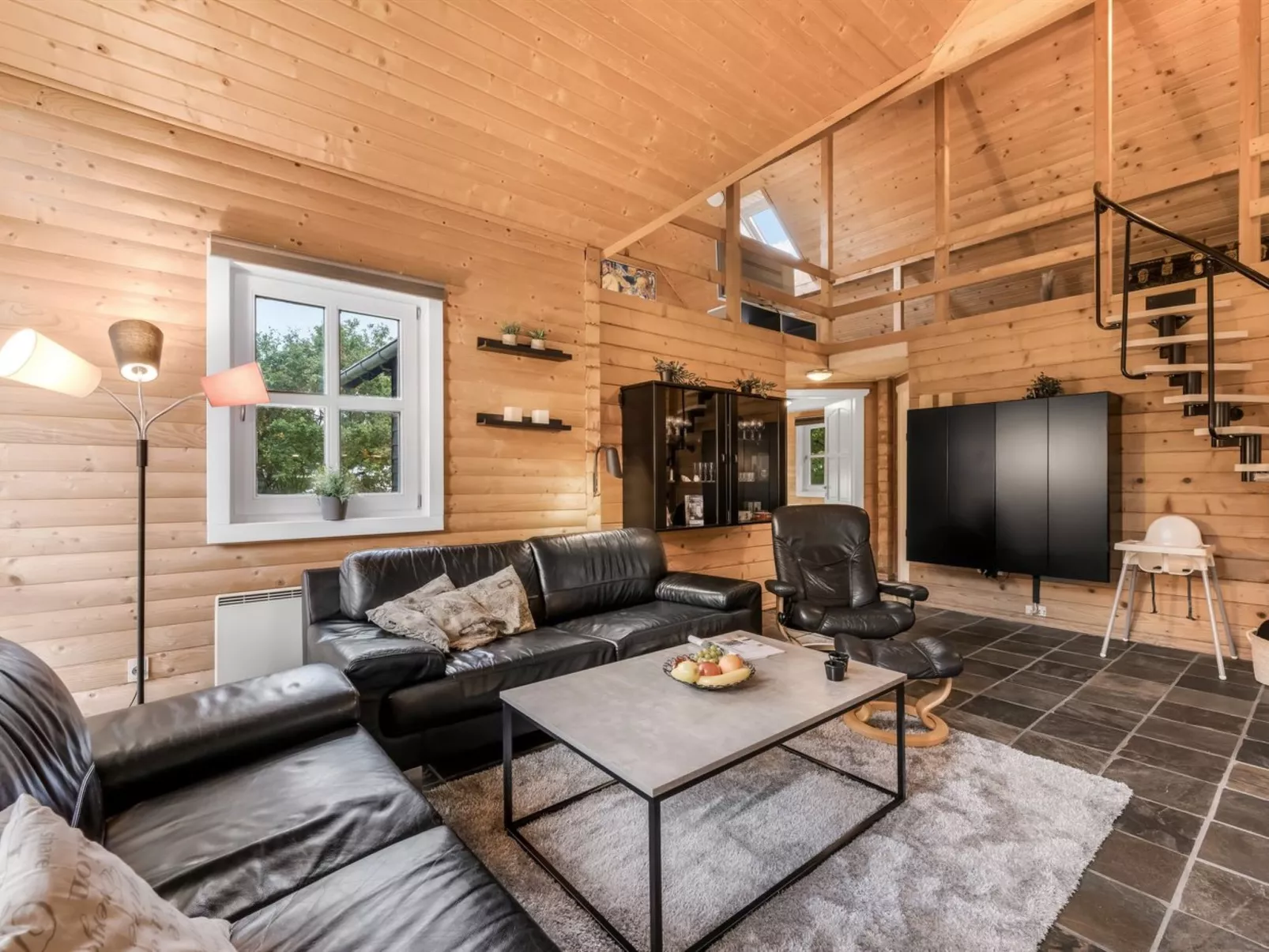 "Yvonna" - 350m to the fjord-Dedans